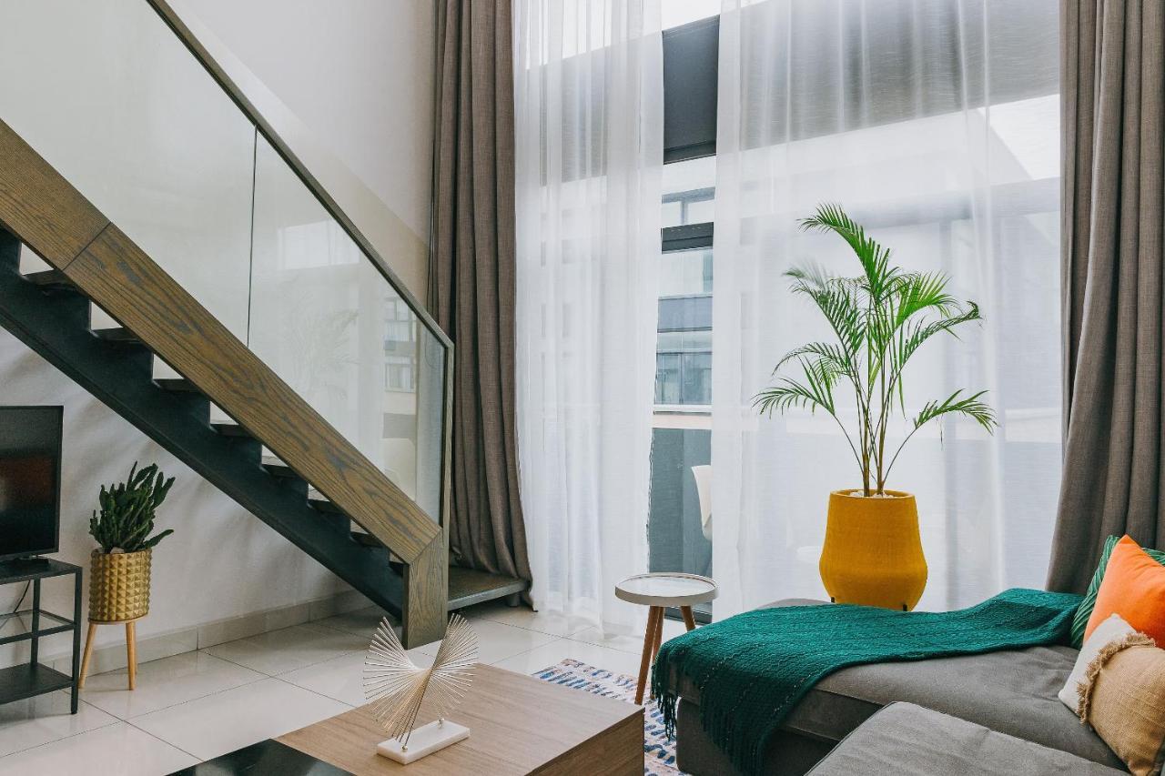 The Avery, 2 Bed Duplex Apartment At Embassy Gardens Accra Exterior photo